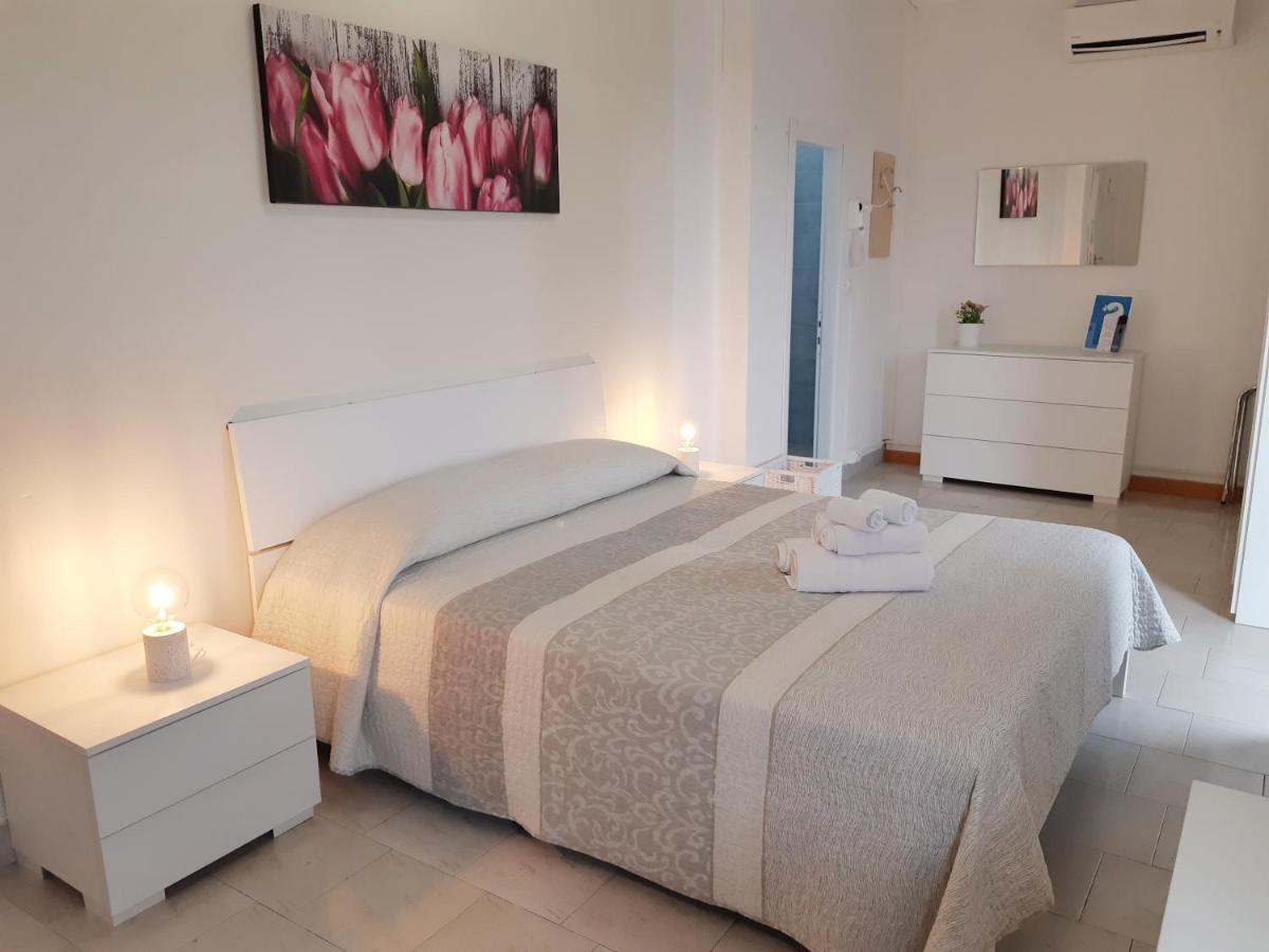Hotel Mara Rimini Exteriör bild