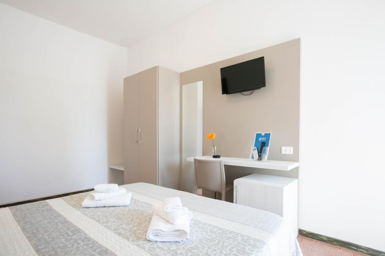 Hotel Mara Rimini Exteriör bild
