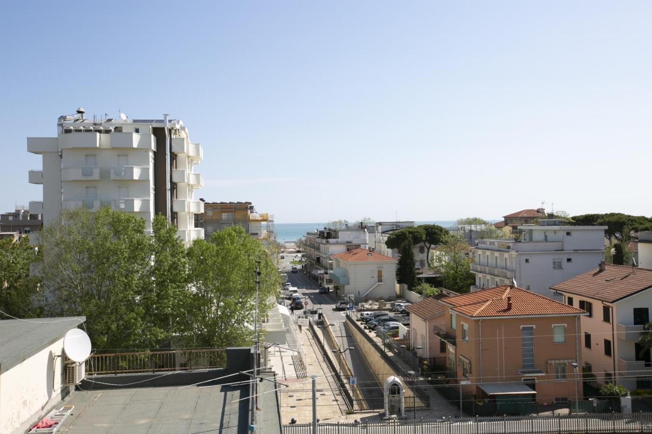 Hotel Mara Rimini Exteriör bild