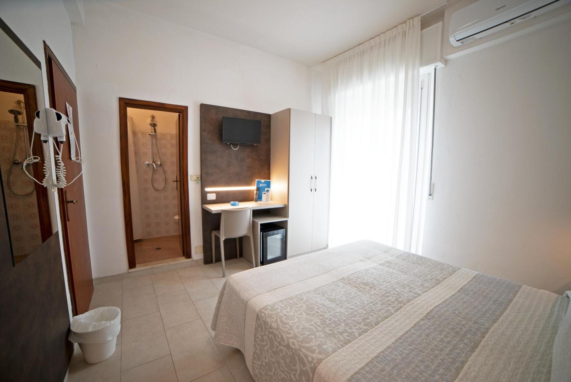 Hotel Mara Rimini Exteriör bild