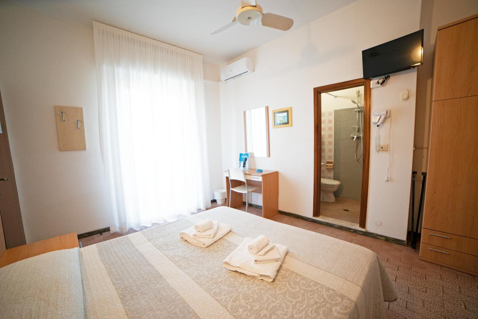 Hotel Mara Rimini Exteriör bild