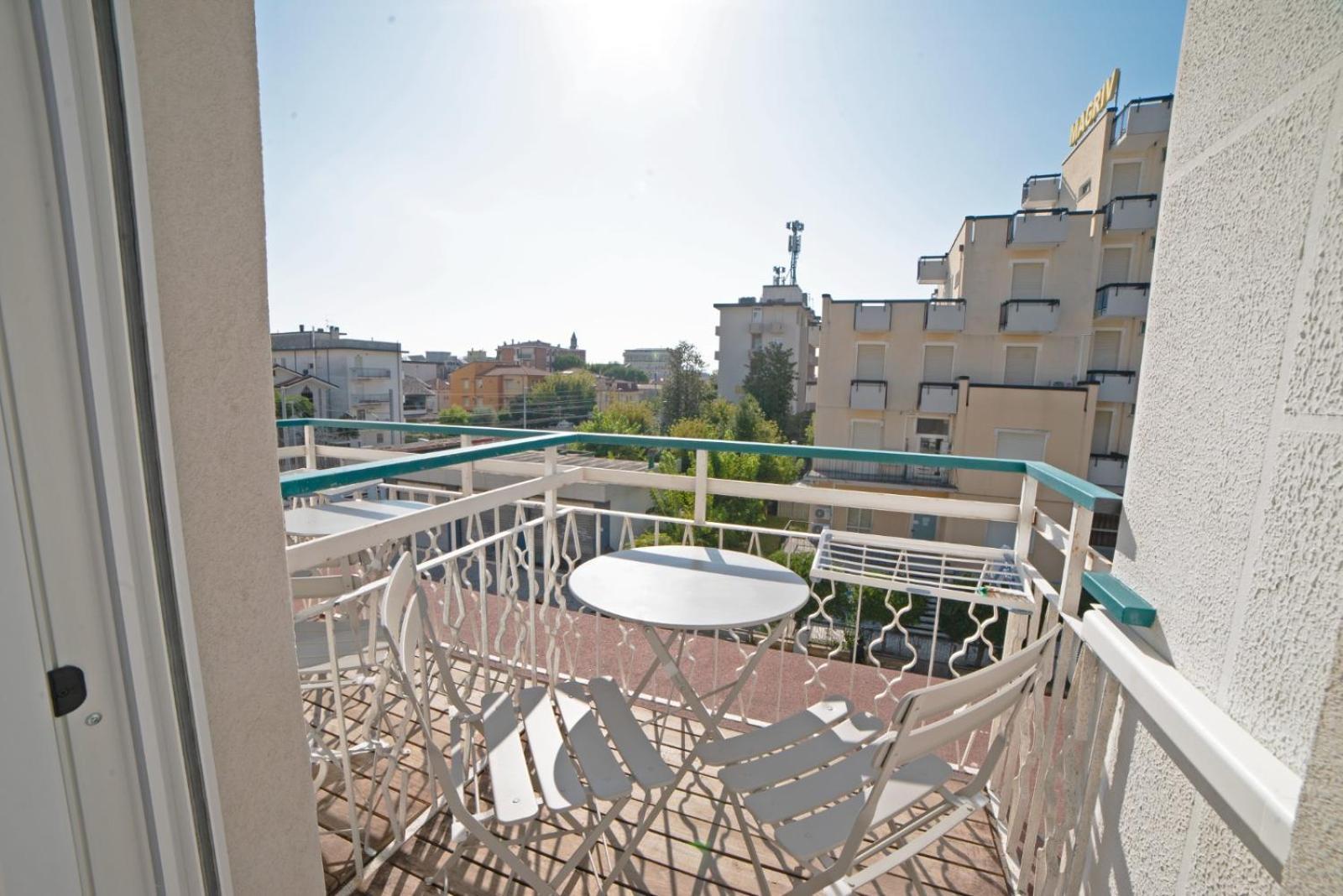 Hotel Mara Rimini Exteriör bild