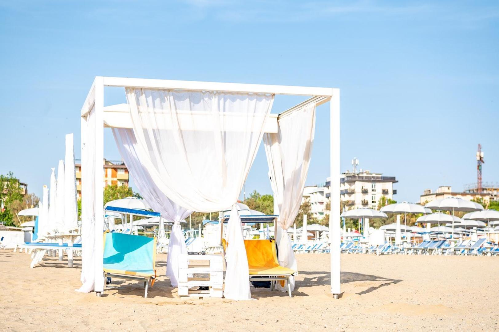 Hotel Mara Rimini Exteriör bild