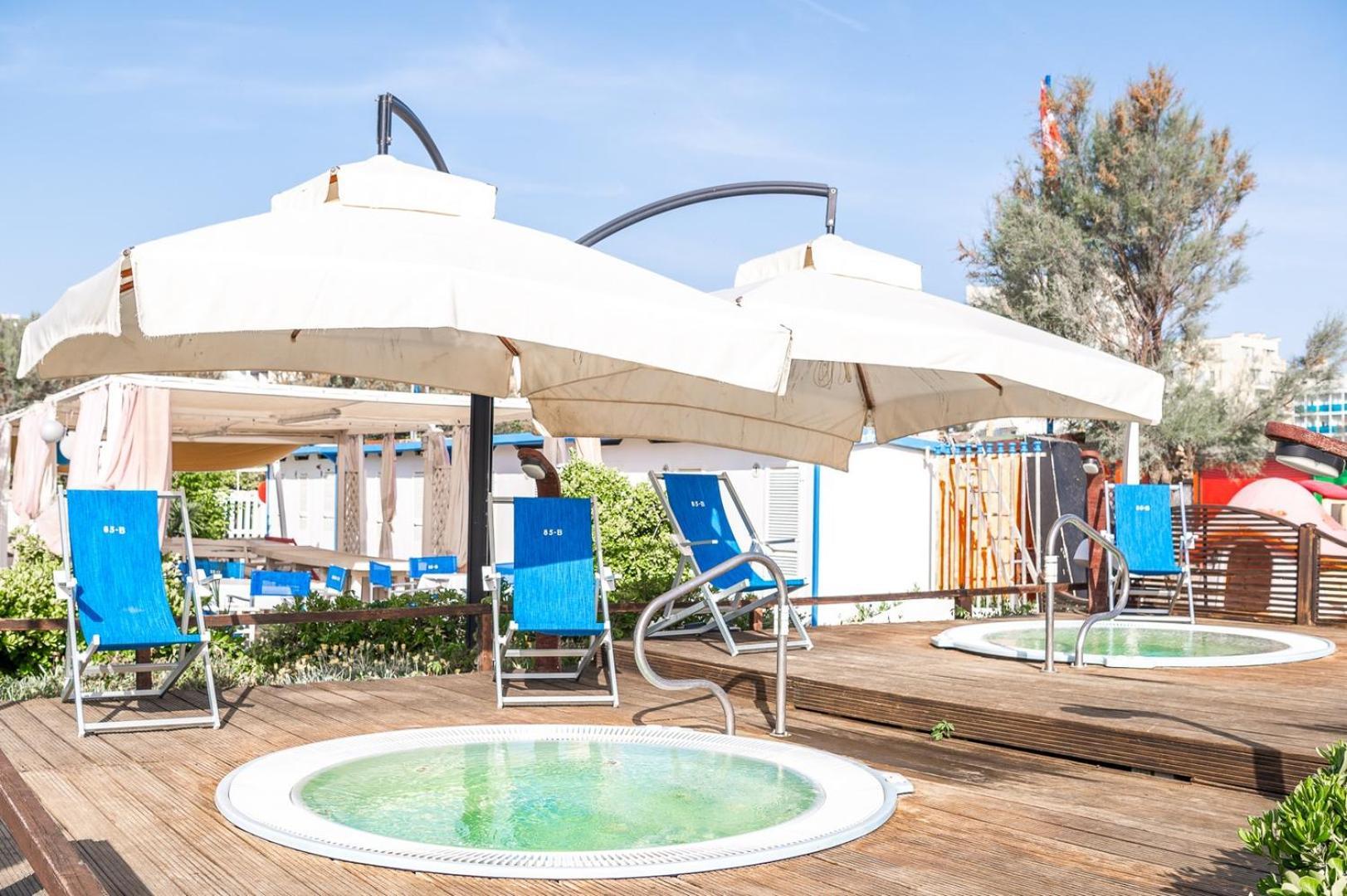 Hotel Mara Rimini Exteriör bild
